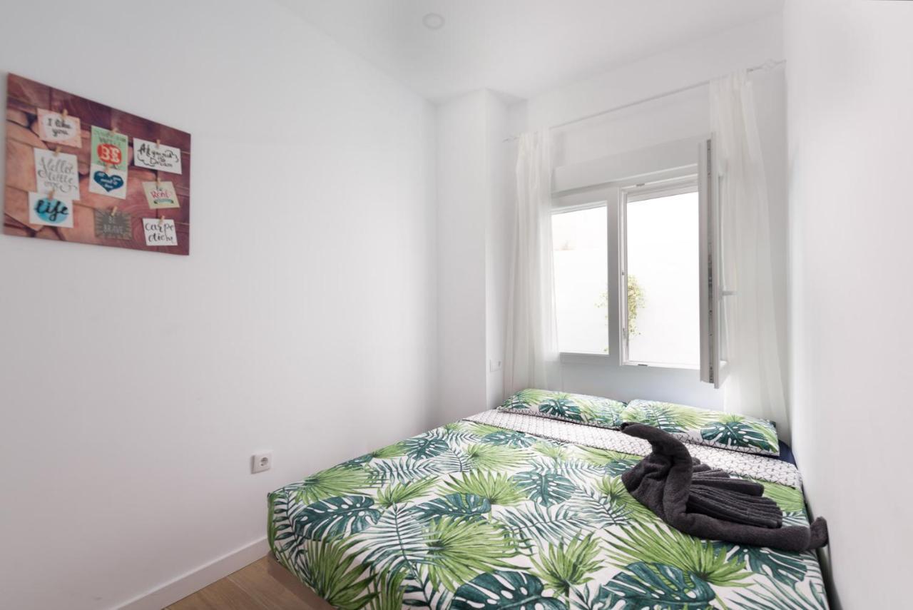 Cozy 3 Bed Apartment In The Heart Of Alicante Exterior foto